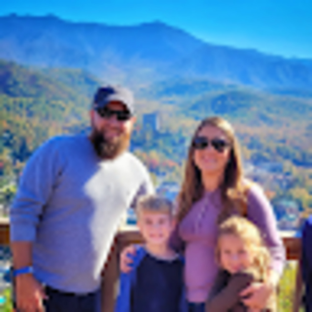 Meet your Posher, Kelli